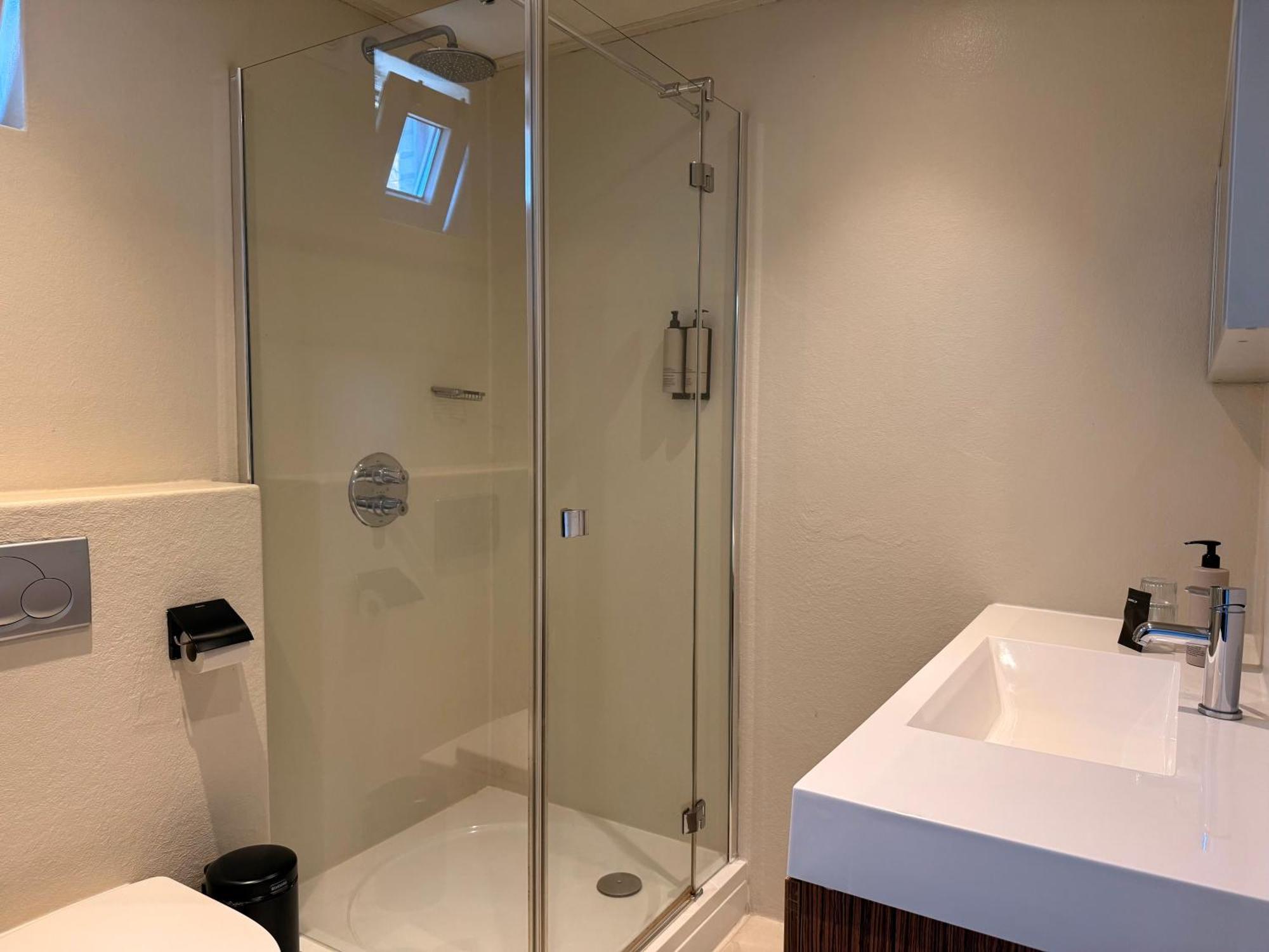 Bij Hen Op Ameland Hotel Hollum  Bagian luar foto