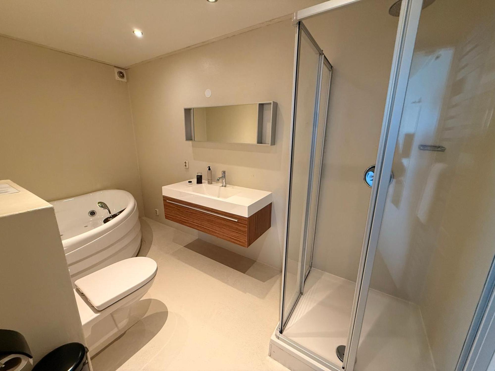 Bij Hen Op Ameland Hotel Hollum  Bagian luar foto