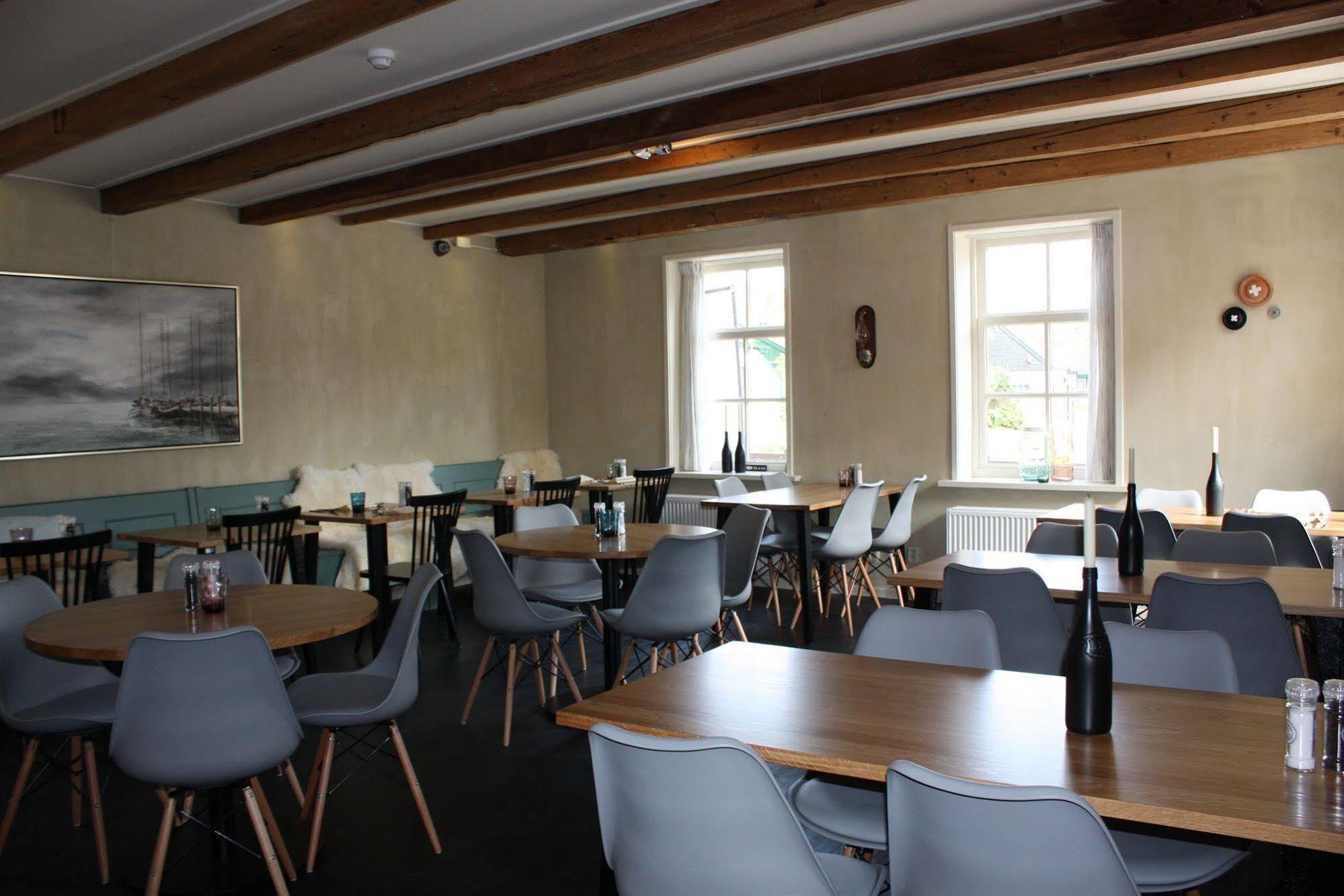 Bij Hen Op Ameland Hotel Hollum  Bagian luar foto